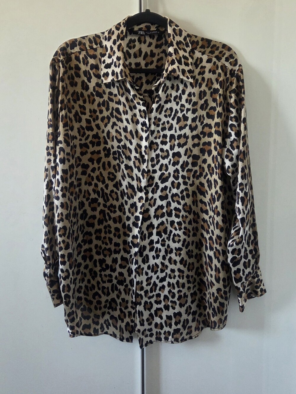 NWOT Zara Leopard Print Button-Down Shirt in Tan and Black L